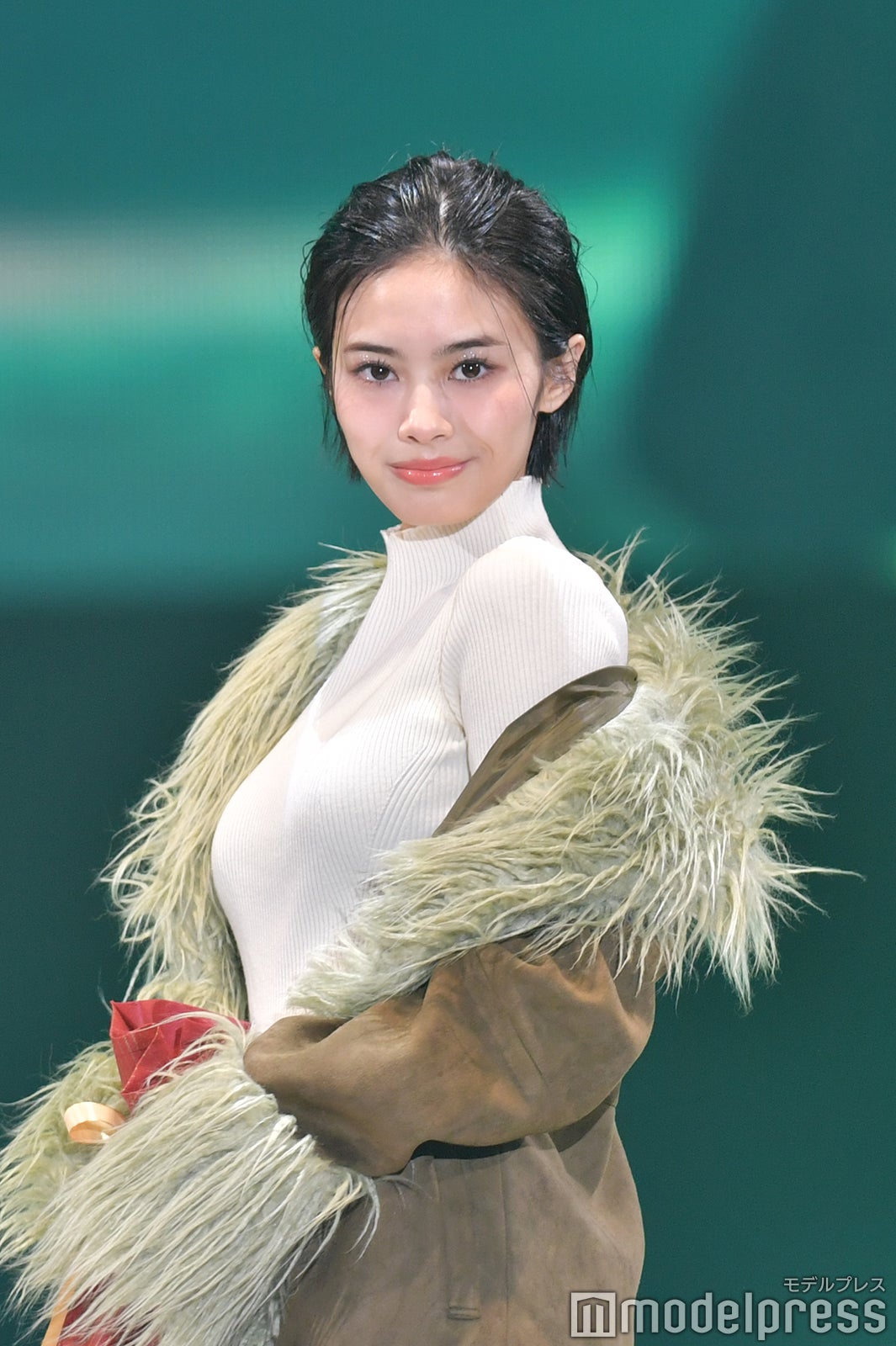 （C）モデルプレス