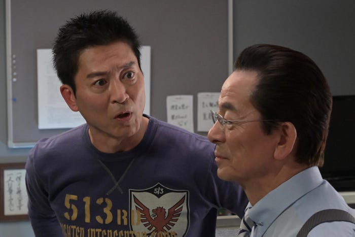 寺脇康文、水谷豊「相棒season22」第12話より(C)テレビ朝日
