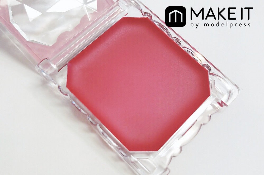 キャンメイク／リップ＆チーク ジェル／01ストロベリームース／600円（税抜） (C)メイクイット