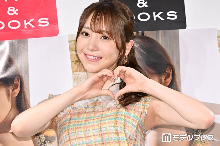 上智大卒・かとゆり、“過去最大ヌーディーな姿”撮影前のボディメイク語る 美脚際立つワンピ姿で登場【Lucky DUCK】