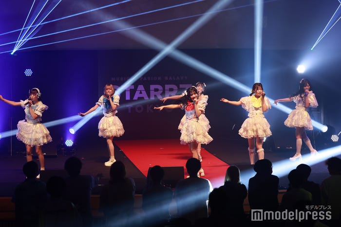 Onephony(C)モデルプレス