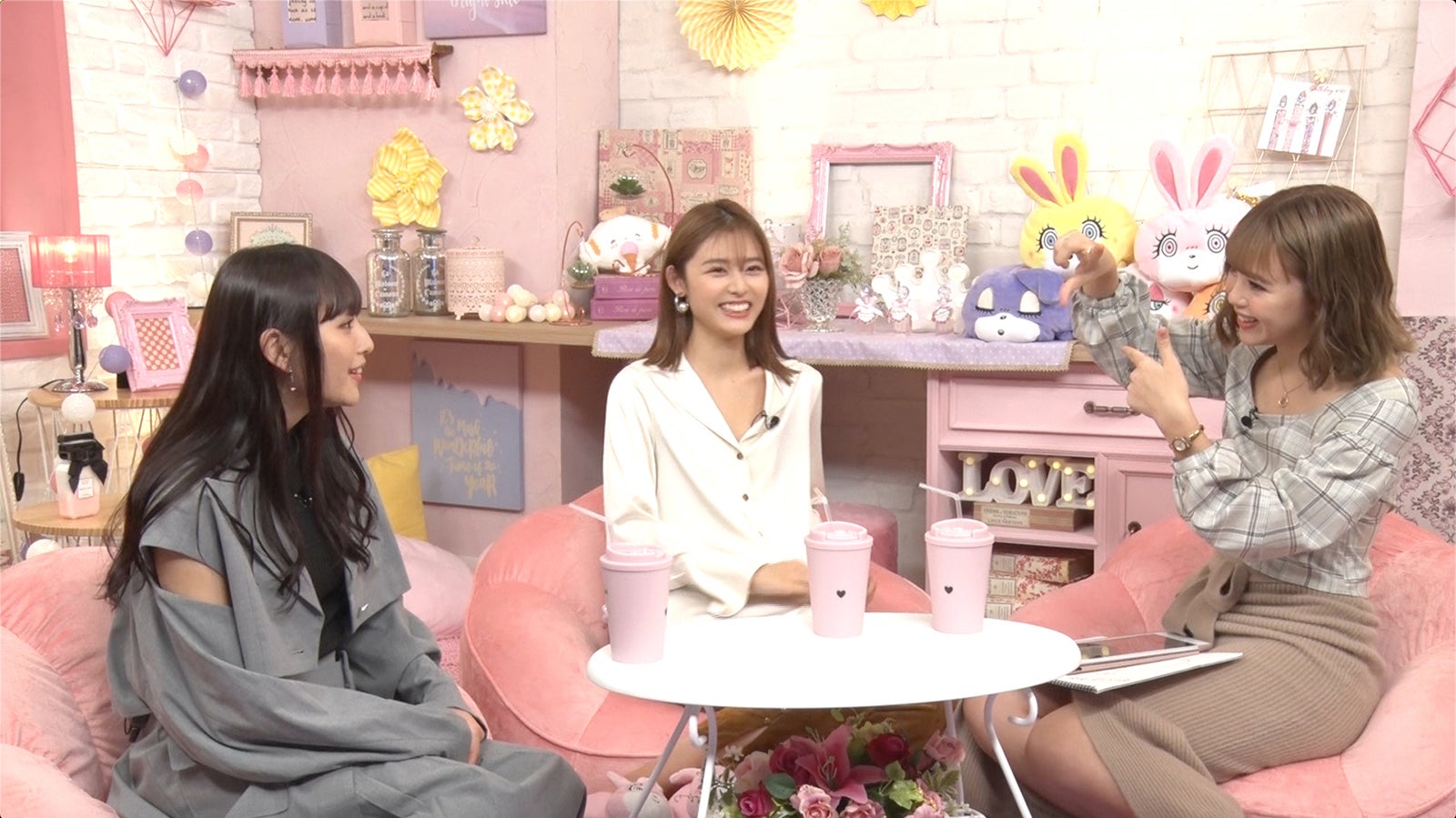 浅川梨奈、古畑星夏、藤田ニコル（提供画像）