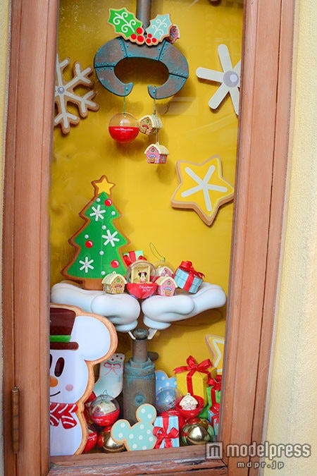 ショップの装飾にも