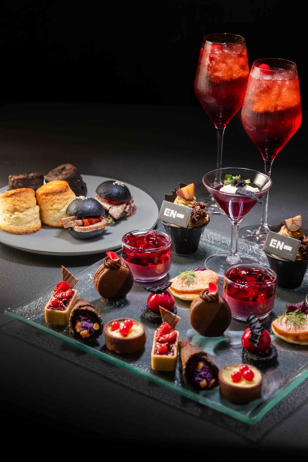 「EN-CHANTED BITE」 ENHYPEN ウィークデイアフタヌーンティー（イメージ）（提供写真）