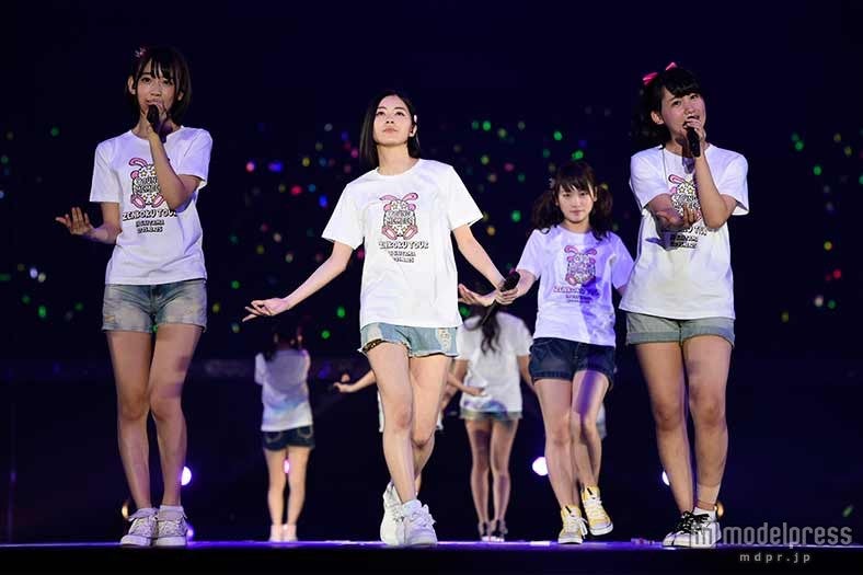 「AKB48ヤングメンバー全国ツアー～未来は今から作られる～」初日公演の様子（C）AKS