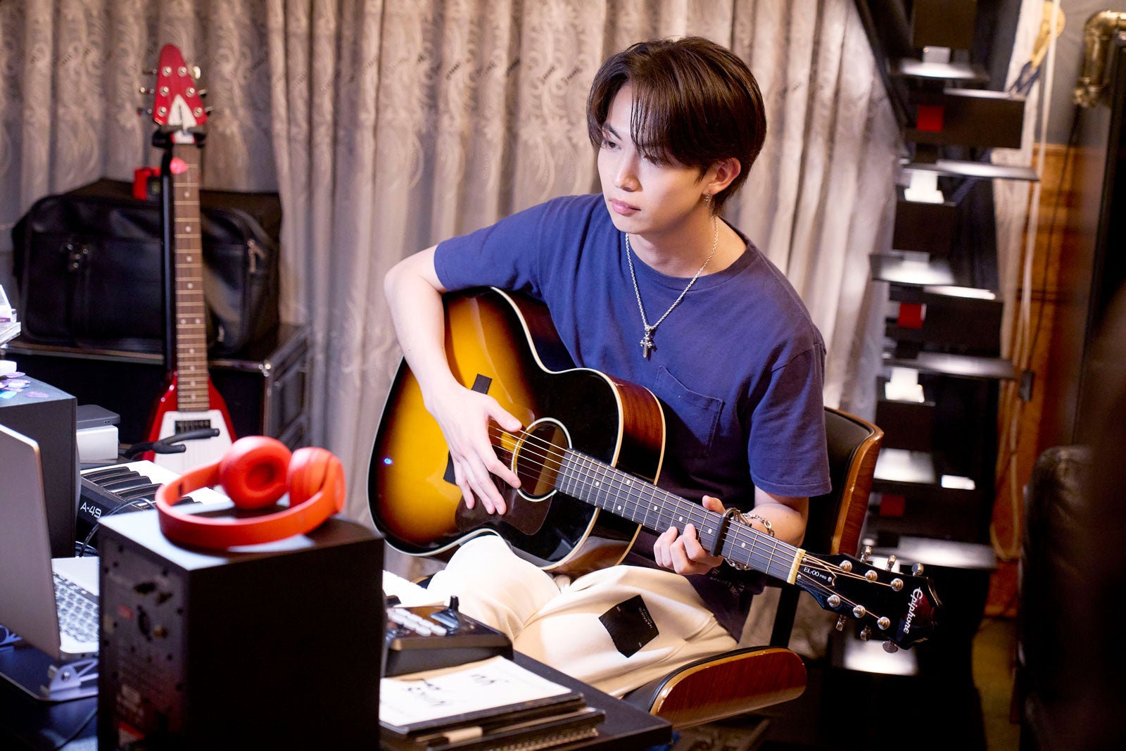 綱啓永（C）映画「女神降臨」製作委員会