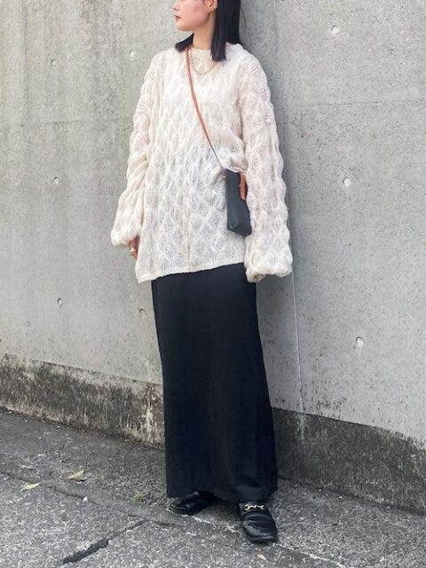 黒スカートコーデ