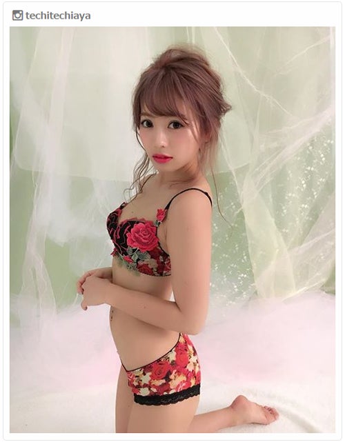 鈴木あや 色っぽ可愛いランジェリー姿披露 こだわりを明かす モデルプレス 鈴木あや 色っぽ可愛いランジェリー姿披露 こだわりを明かす モデルプレス