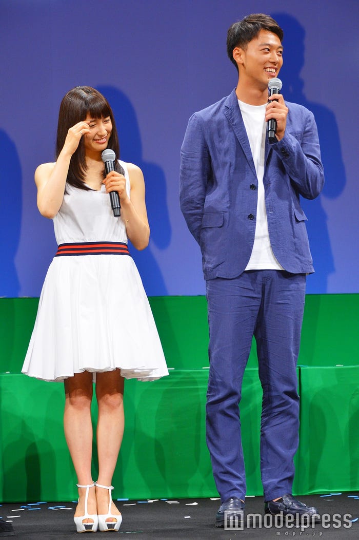 土屋太鳳&竹内涼真(C)モデルプレス