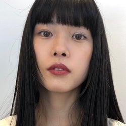 あなたも虜になっちゃう…毛先「ぱつっ」とロングが可愛いワケ!