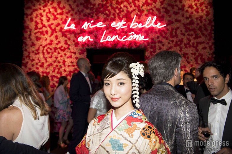 izu（画像：izu所属事務所提供）