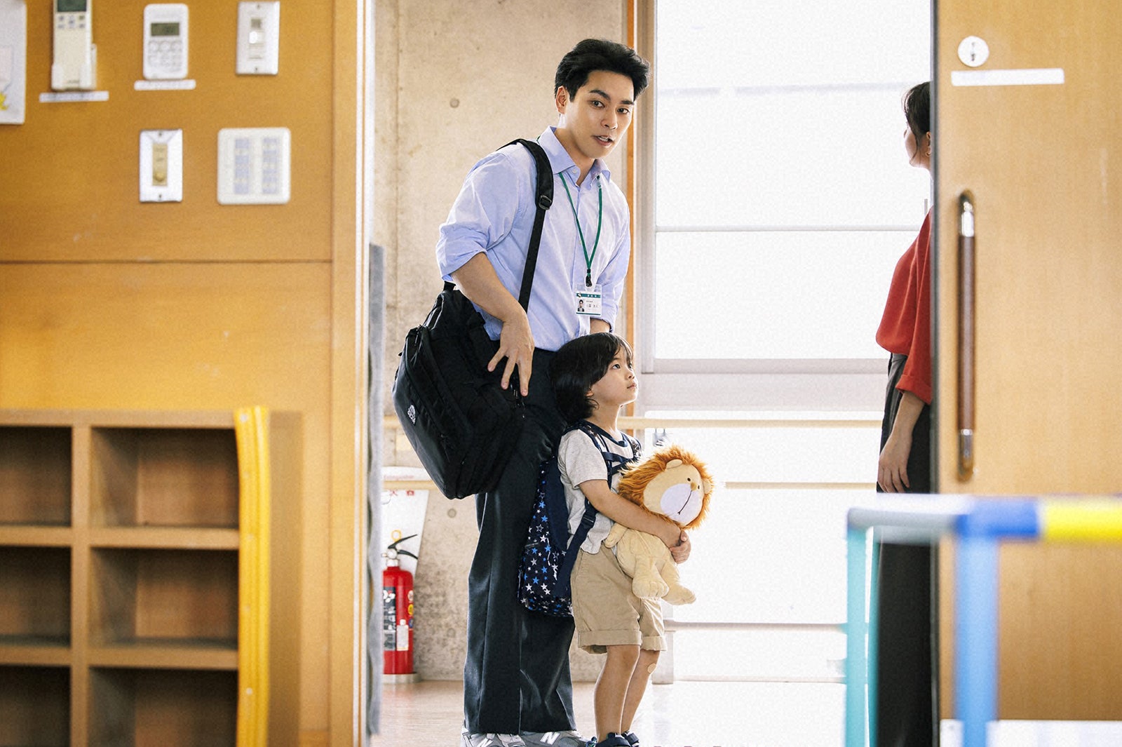 柳楽優弥、佐藤大空「ライオンの隠れ家」第1話（C）TBS