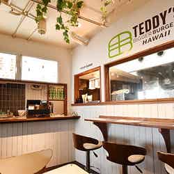 テディーズビガーバーガー鎌倉七里ガ浜店/画像提供:H1GLOBAL