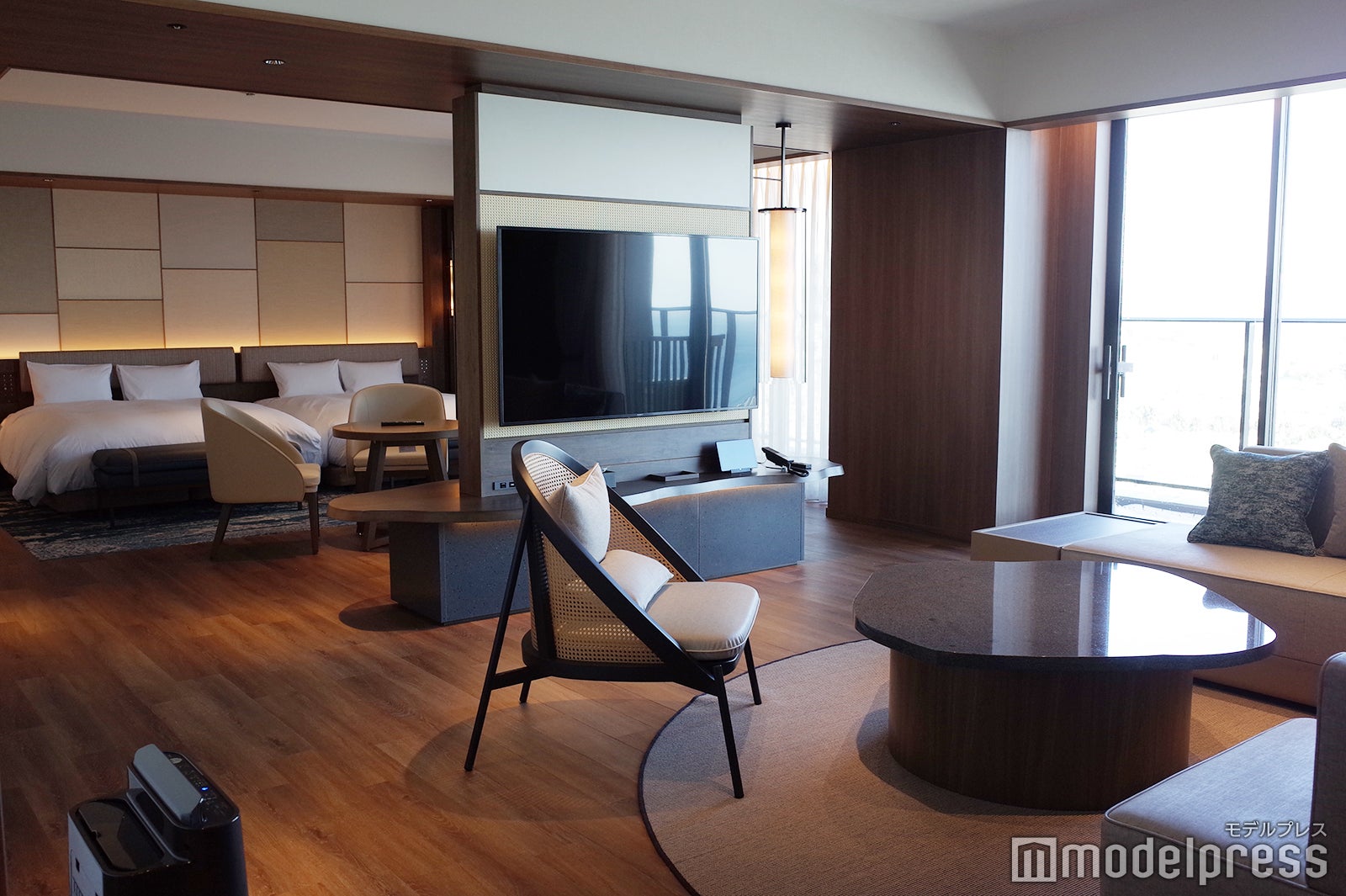 スイートルーム（C）モデルプレス