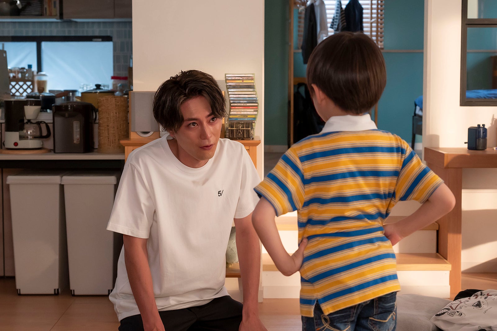 間宮祥太朗、岩川晴／「魔法のリノベ」第3話より（C）カンテレ