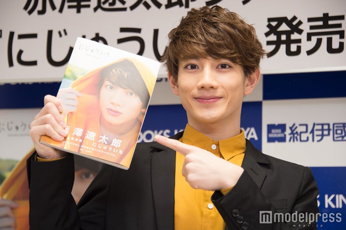 赤澤遼太郎のtwitterは癒やしスポットです 目標はフォロワー10万人 照れながらアピール モデルプレス 赤澤遼太郎のtwitterは癒やしスポットです 目標はフォロワー10万人 照れながらアピール モデルプレス