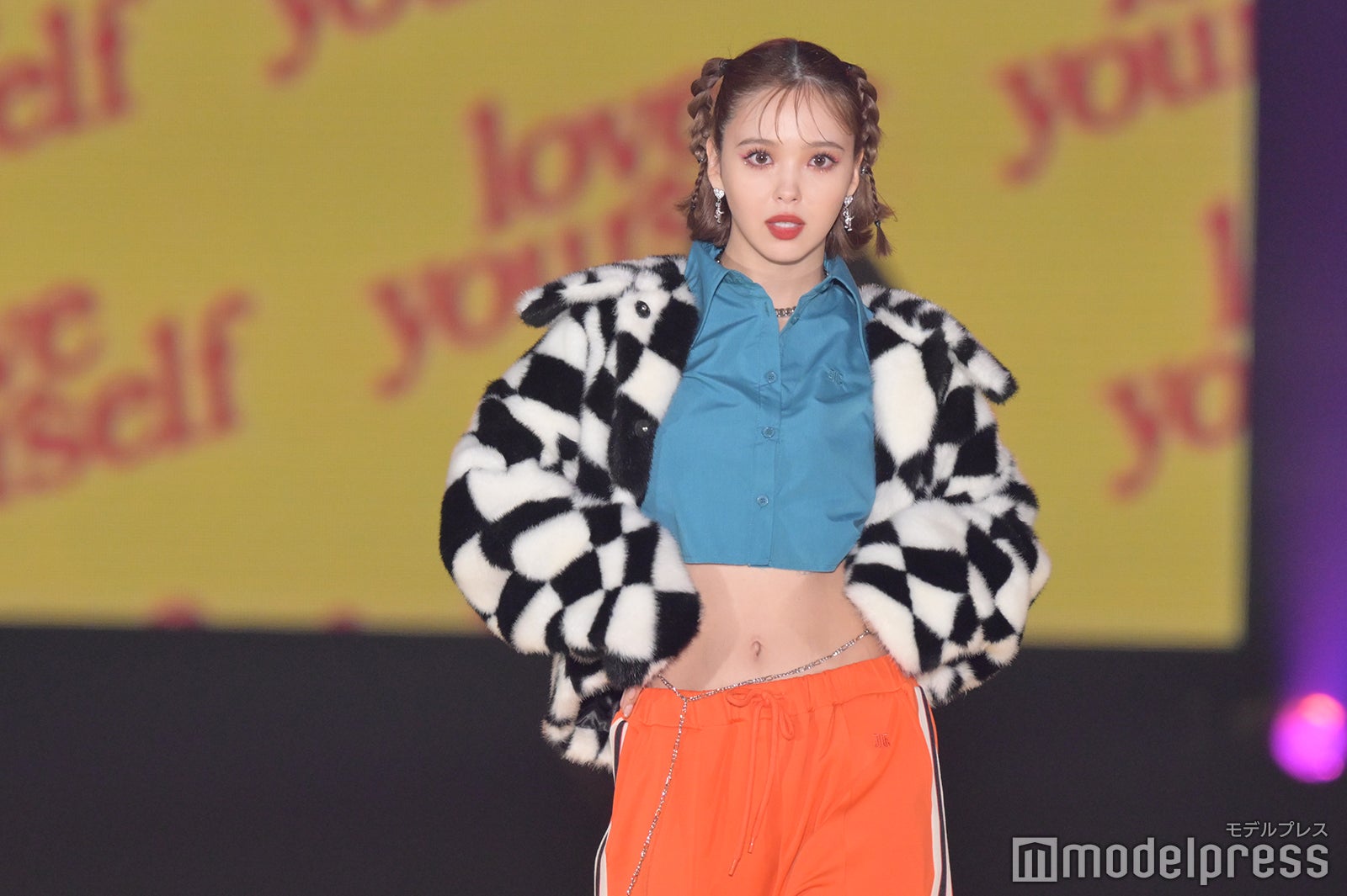 （C）モデルプレス