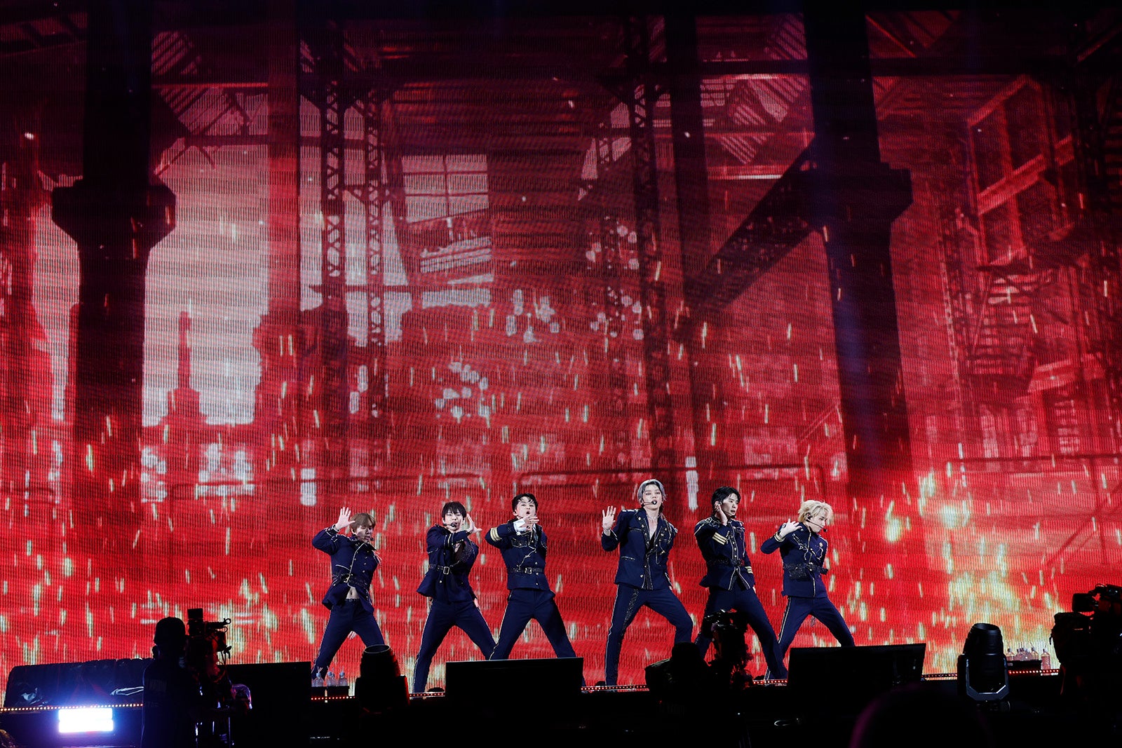 NCT U「NCT STADIUM LIVE ’NCT NATION : To The World-in JAPAN’」より（提供写真）