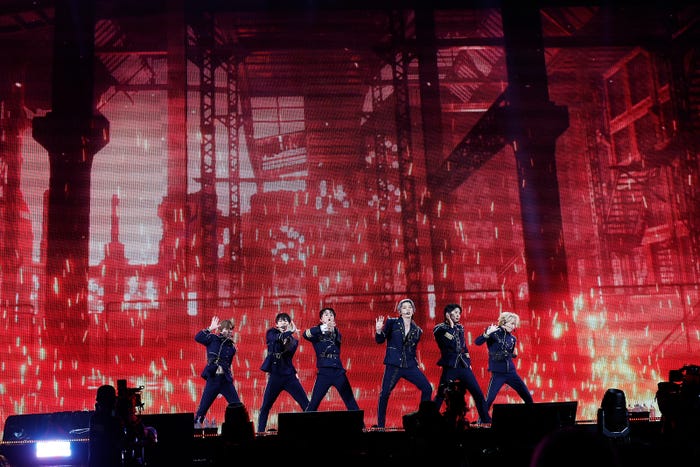 NCT U「NCT STADIUM LIVE ’NCT NATION : To The World-in JAPAN’」より(提供写真)