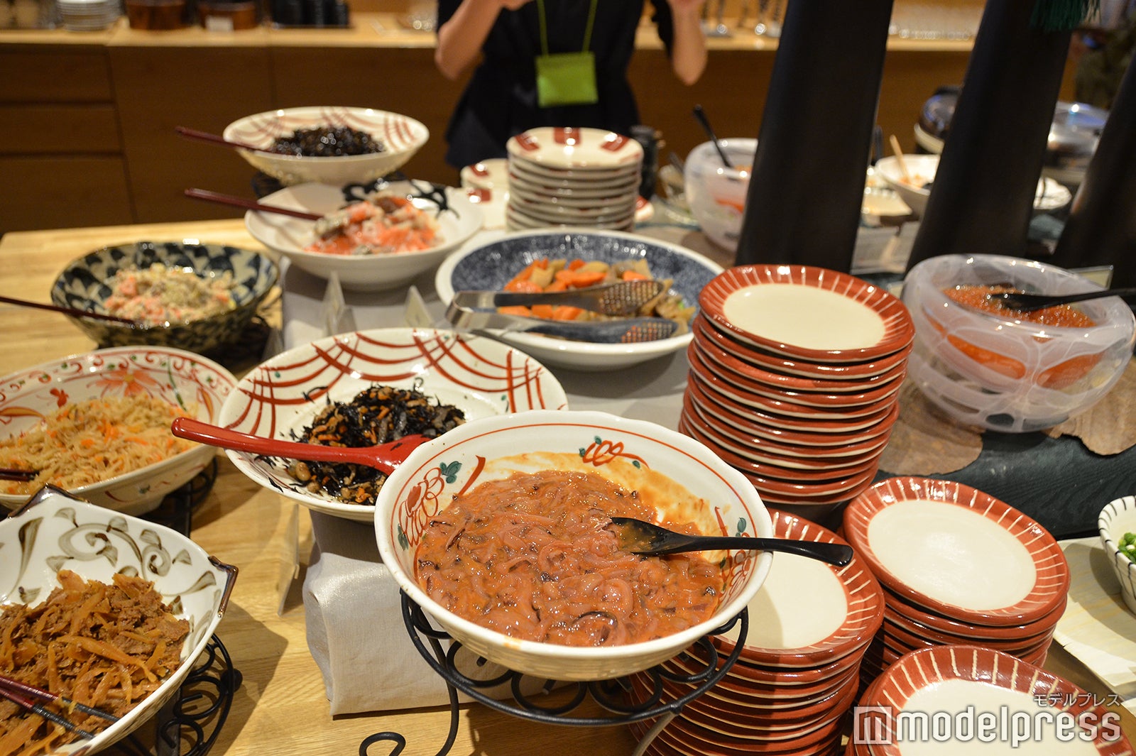 朝食（C）モデルプレス