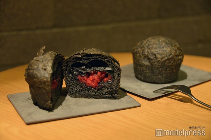 (C)モデルプレス