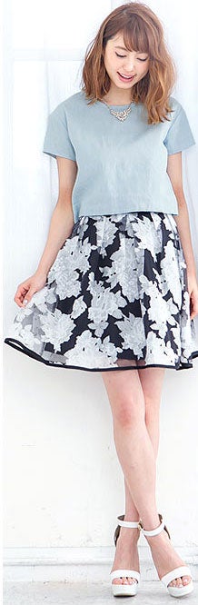 裾シフォン切替フェイクレイヤード半袖デニムブラウストップス「神戸レタス」2490円（税込）