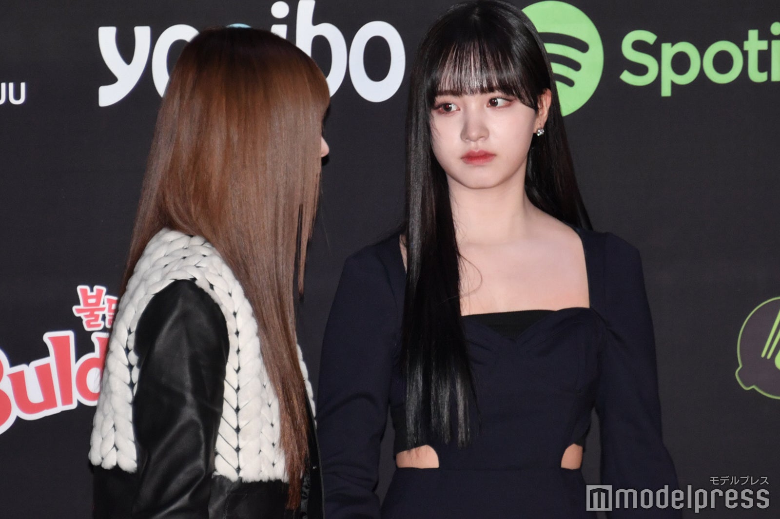 レイ、リズ （C）モデルプレス