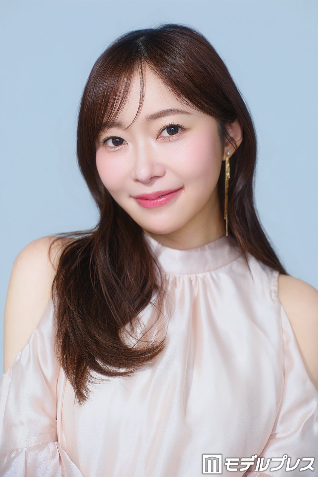 指原莉乃、カラコン・アイドルプロデュースの軸は「正直でいること」 新生活の緊張を味方につけるマインド術も＜インタビュー＞