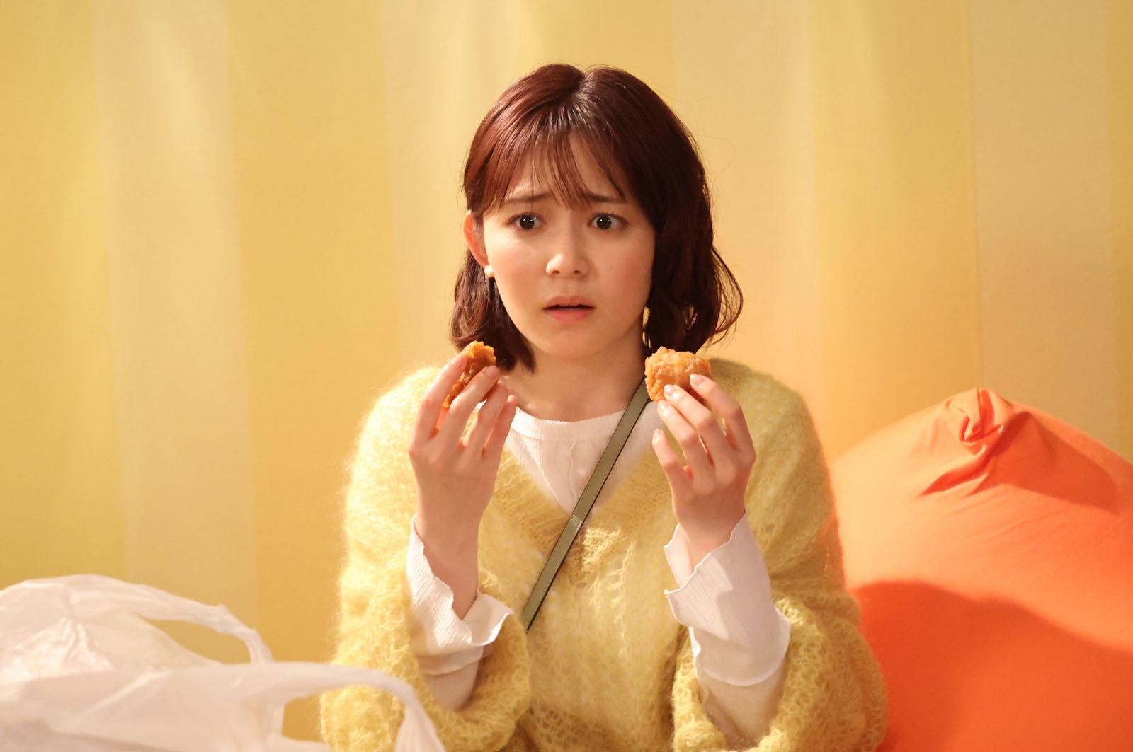 久間田琳加（C）中原アヤ／集英社（C）2023「おとななじみ」製作委員会