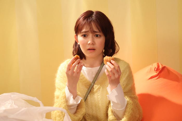 久間田琳加(C)中原アヤ/集英社(C)2023「おとななじみ」製作委員会