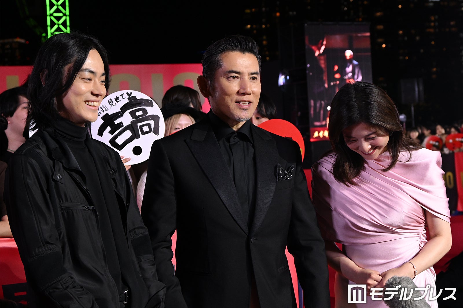 菅田将暉、本木雅弘、吉高由里子（C）モデルプレス