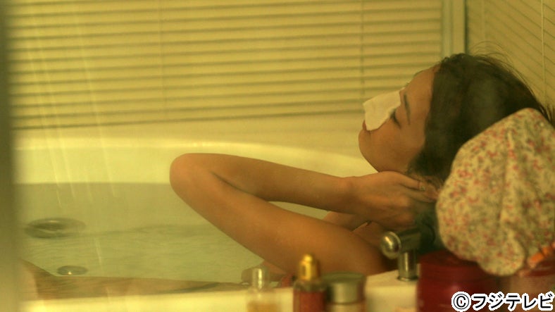 【テラスハウス】箱根デート前日…念入りにお風呂