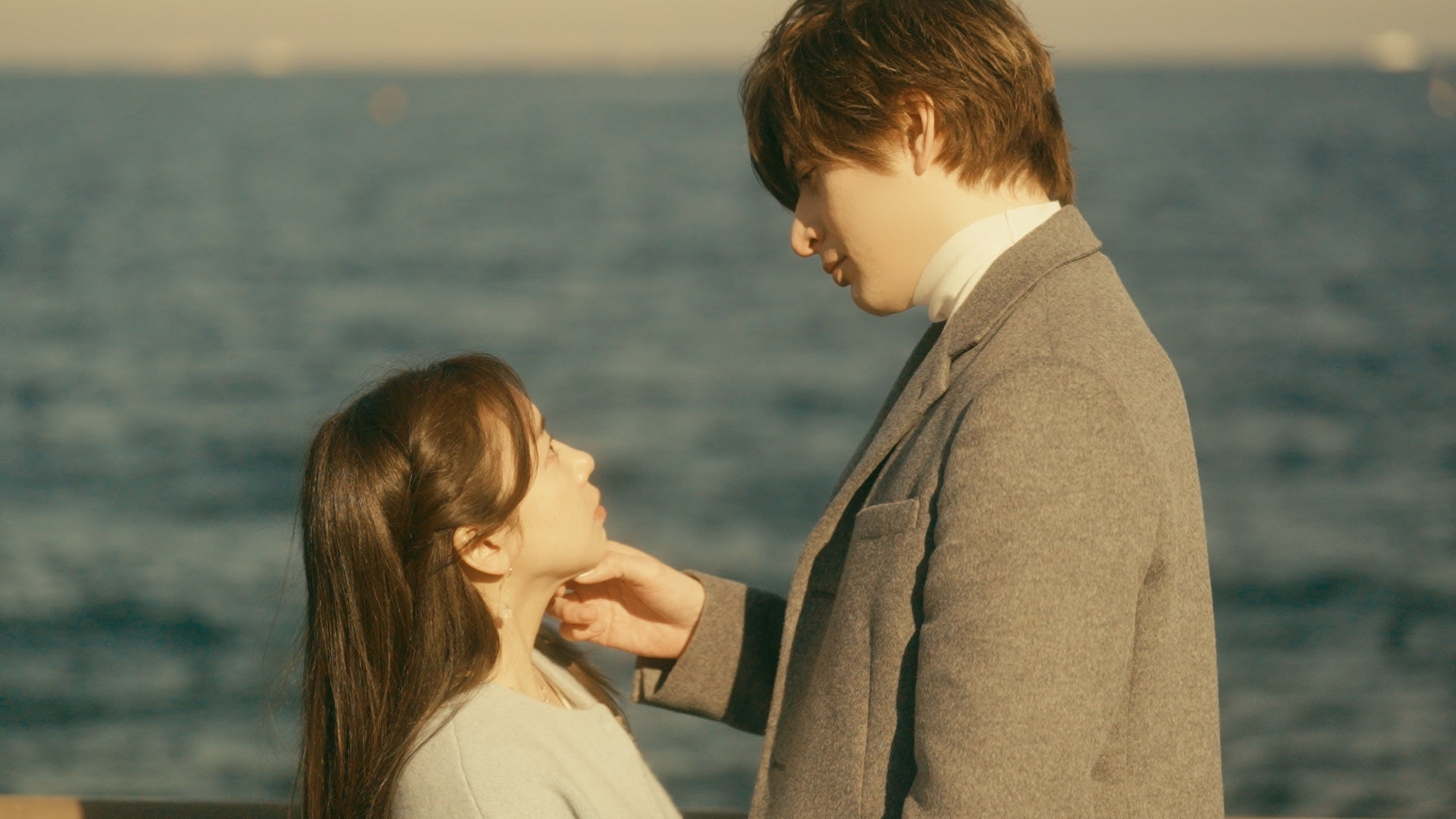 齊藤京子、城田優（C）櫻井音衣／エブリスタ（C）登深ヲ／コアミックス（C）NTV