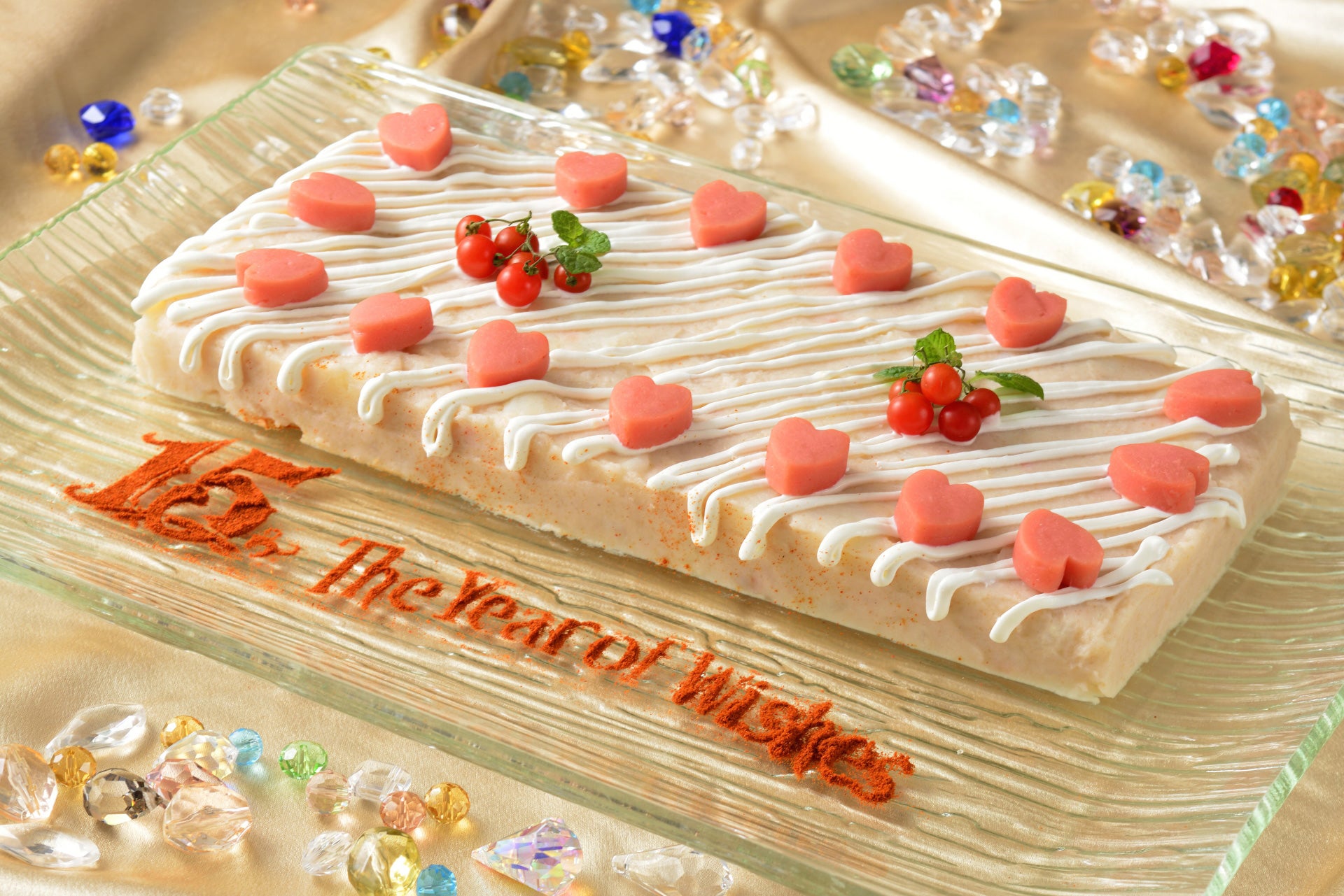 たらことポテトのサラダ（ブッフェメニュー一例）（C）Disney