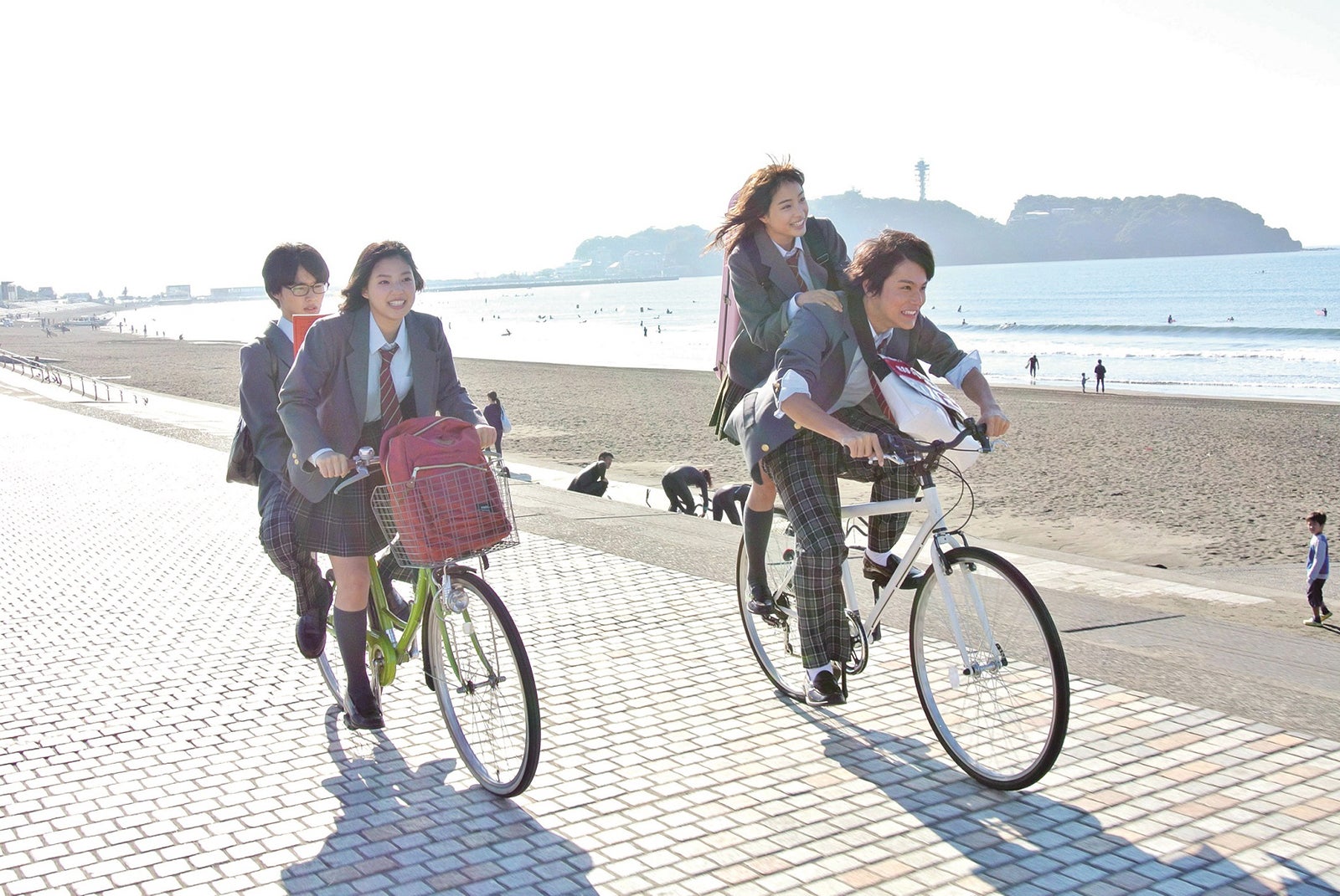 （C）2016フジテレビジョン 講談社 東宝 （C）新川直司／講談社