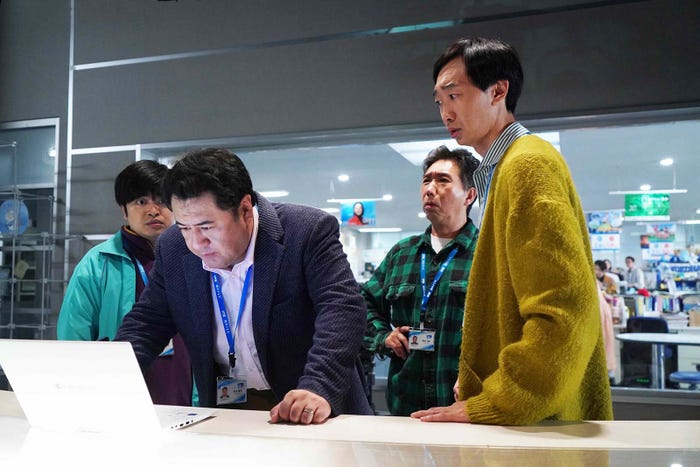 加藤諒、小手伸也、梶原善、大水洋介「ONE DAY~聖夜のから騒ぎ~」第7話より(C)フジテレビ