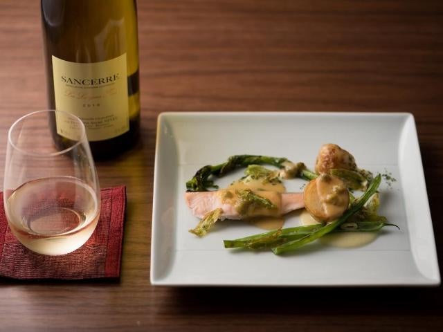 carousel_73505ea38967444f8d6a4b90e3964d5