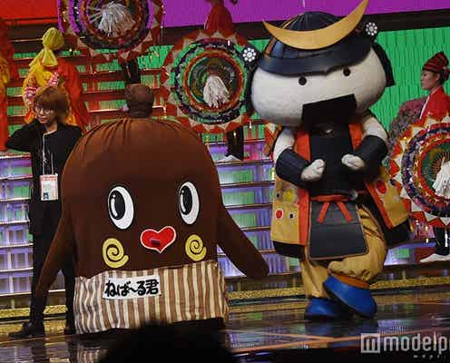 関ジャニ∞、ねば~る君らご当地キャラとお祭り騒ぎ「白が勝つ!勝つ!」<紅白本番>