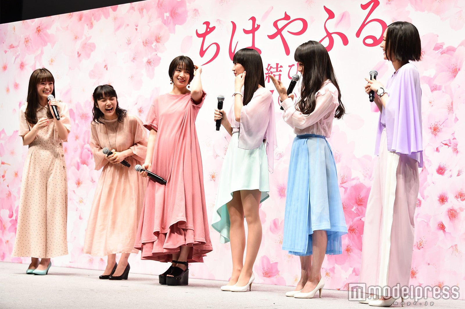 優希美青、上白石萌音、広瀬すず、かしゆか、あ～ちゃん、のっち （C）モデルプレス