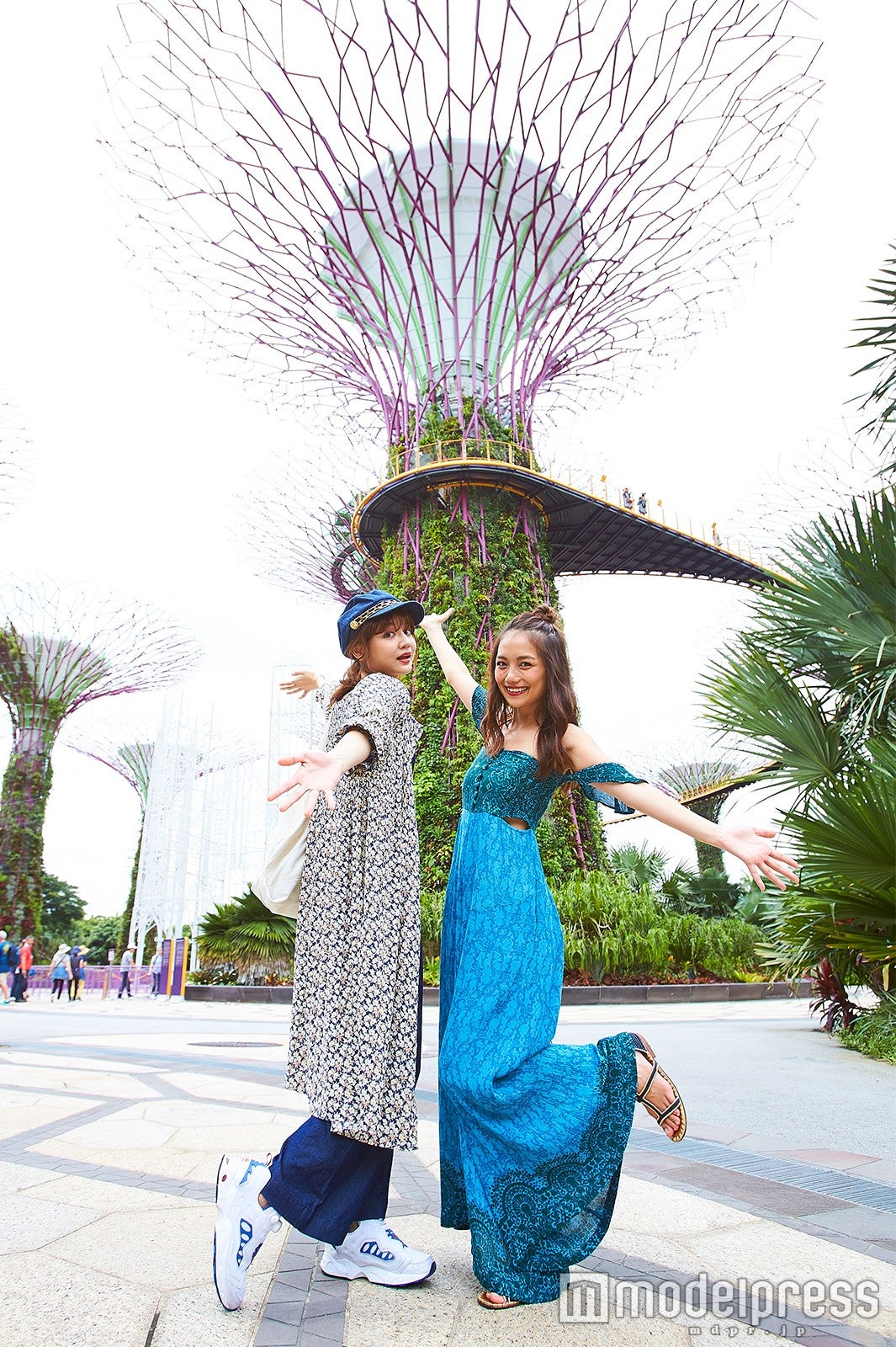 ガーデンズ・バイ・ザ・ベイ／左から：村田倫子、武智志穂（C）モデルプレス