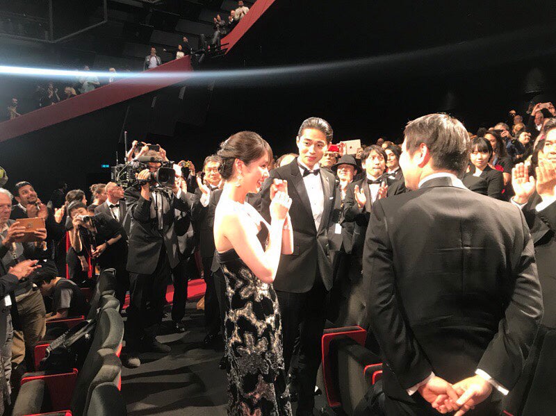 感激する唐田えりか／「第71回カンヌ国際映画祭」より（C）Kazuko WAKAYAMA 