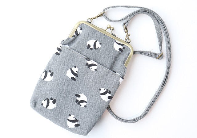 付録　ムック　スマホショルダーバッグ　手ぬぐい　ころころパンダ柄　かわいい
