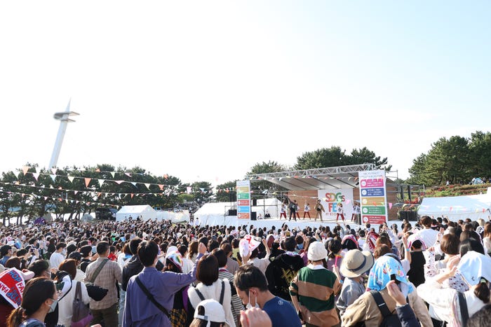 EXILE TETSUYA&澤本夏輝のステージ(C)SDGs FES in EDOGAWA