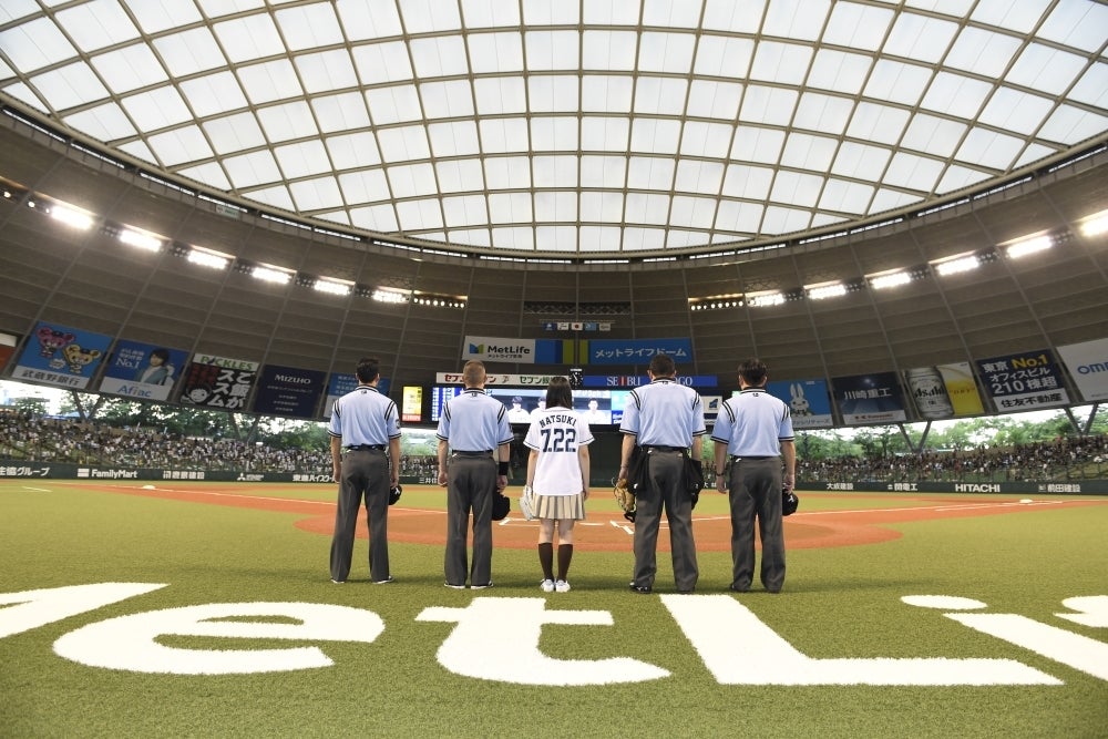 始球式の様子（提供写真）