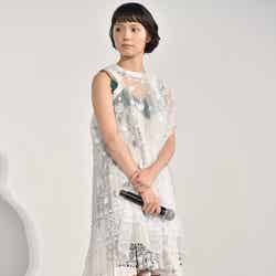 宮崎あおいの“透けレイヤード”ドレスが可愛い！揺れる裾にキュンとする＜ファッションチェック＞（C）モデルプレス