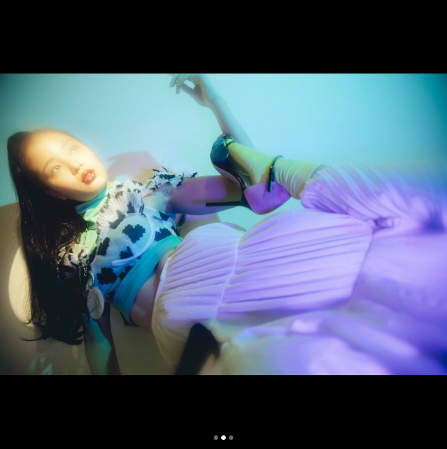 広瀬すず“腹筋バキバキ”ショットが話題「かっこよすぎ」「いつのまに！？」と驚きの声