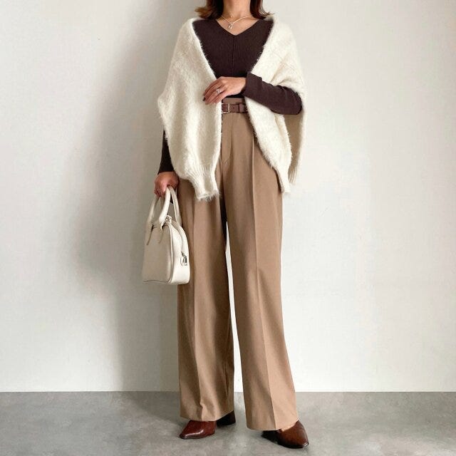 cocaフロントスリットニット cocaフロントスリットニットのブラウングラデコーデ