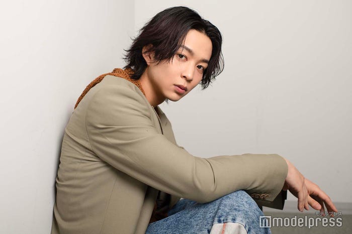 鈴木仁(C)モデルプレス