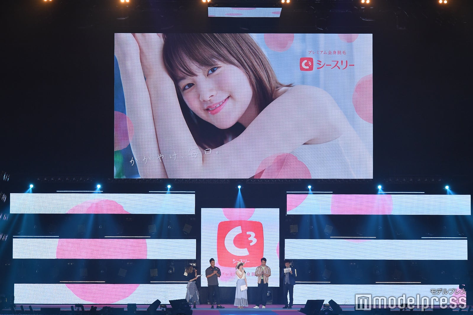 ステージの様子（C）モデルプレス