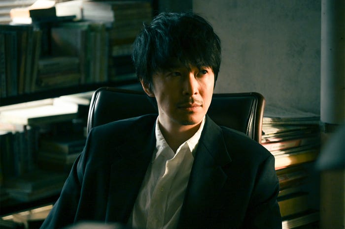 長谷川博己「アンチヒーロー」第9話より(C)TBS